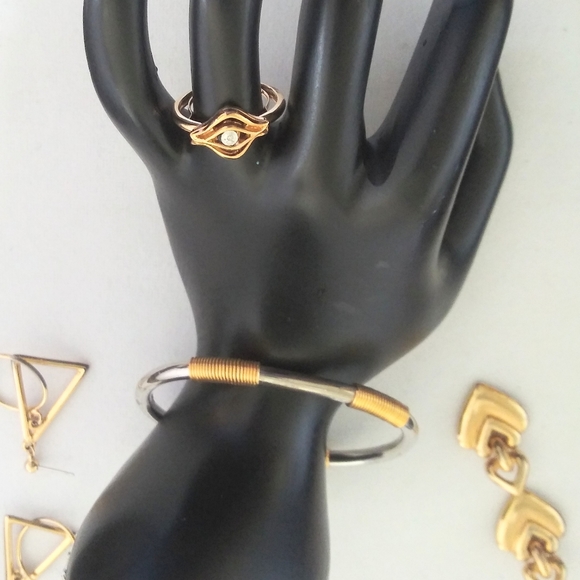 Vintage Jewelery Set - Picture 6 of 6